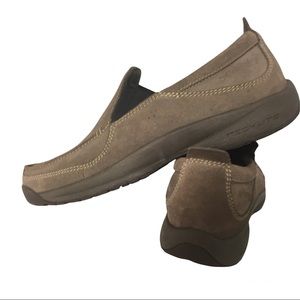Columbia Comfort Slip-on Casual Career Shoes 10.5 Made in Vietnam.